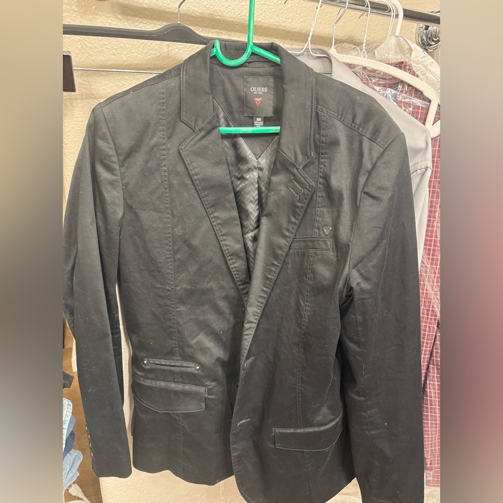 /black blazer